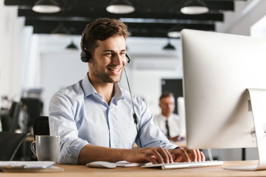 Does an Influx of Calls Overwhelm Your Call Center? Here’s Why.